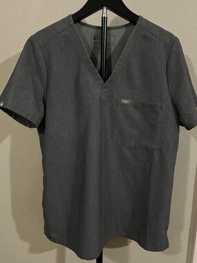 Figs Size Medium Grey PO 1667 Scrub Top